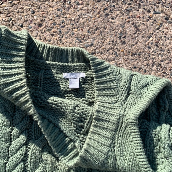 Aerie cold shoulder sweater - Picture 6 of 6